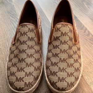 ❌❌SOLD❌❌ Micheal Kors Shoes
